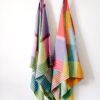 mungo folly towels hanging 00419