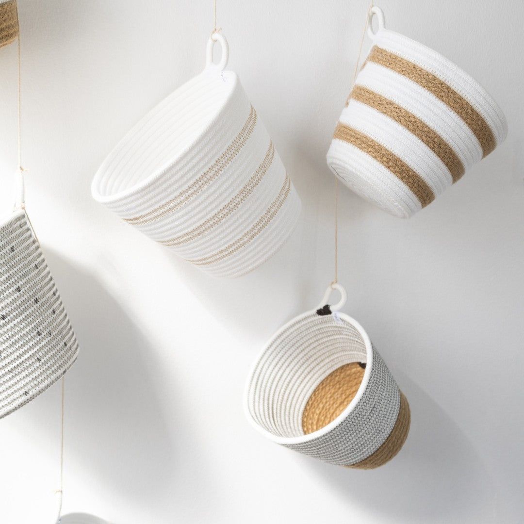000230081286ED6B_L mia mélange | vaso stitched, cor striped jute