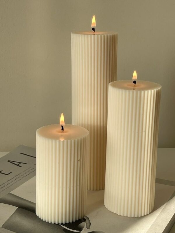 3d pillar fragrance candle