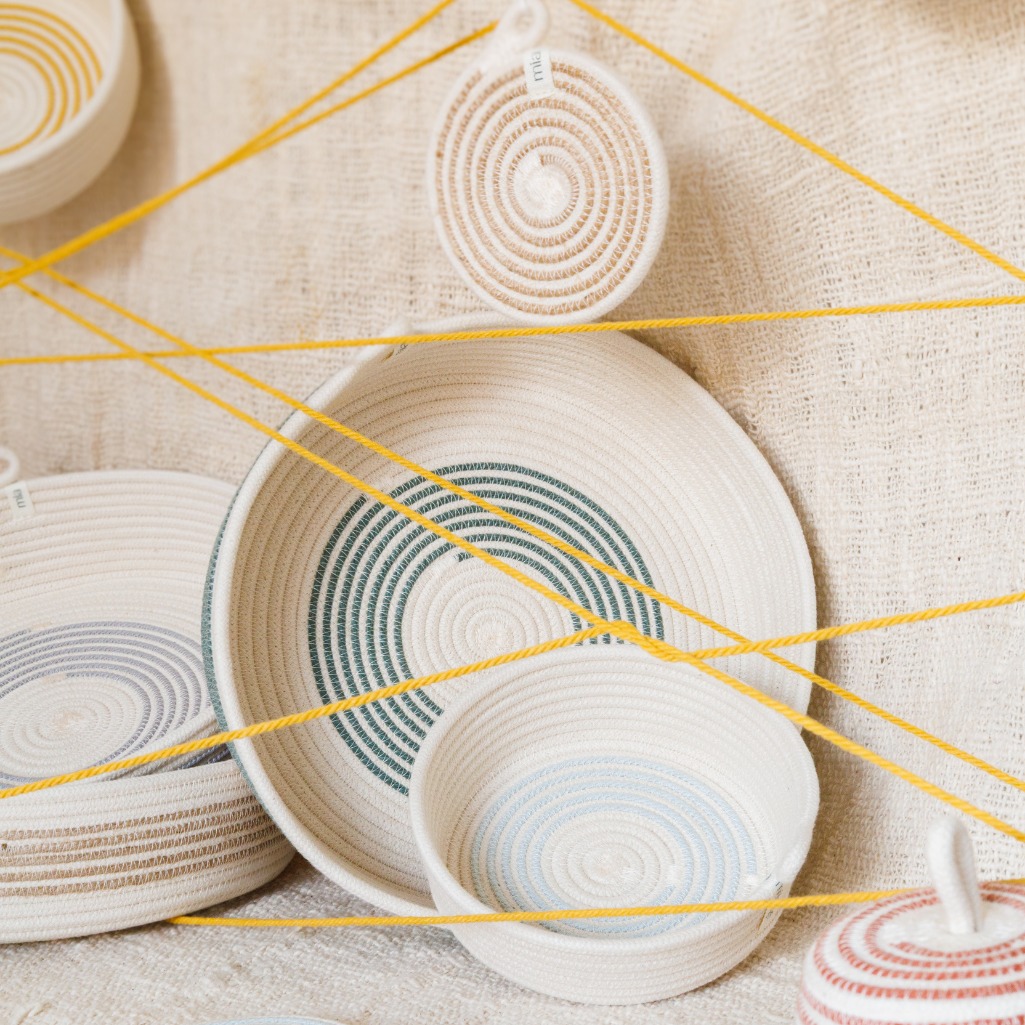 table basket m intertwined, cor ivory & yellow string