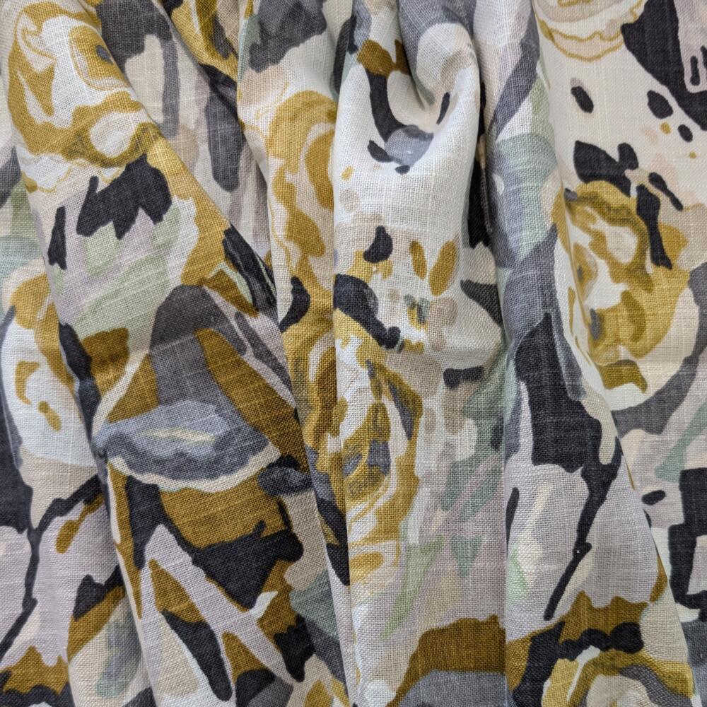 pillow cover loral punch, golden