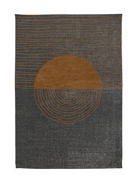 modest rug, bronze